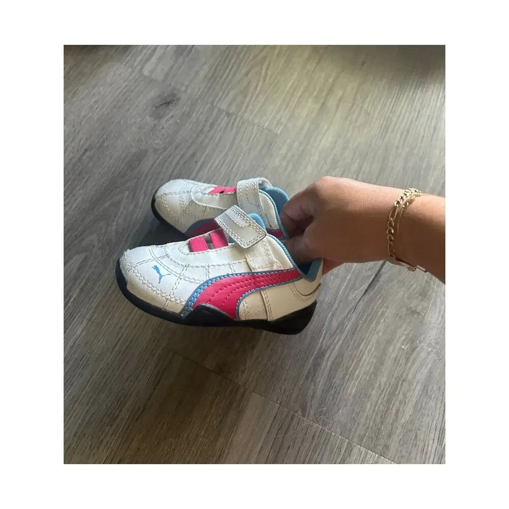 Puma toddler size 5C low top sneakers